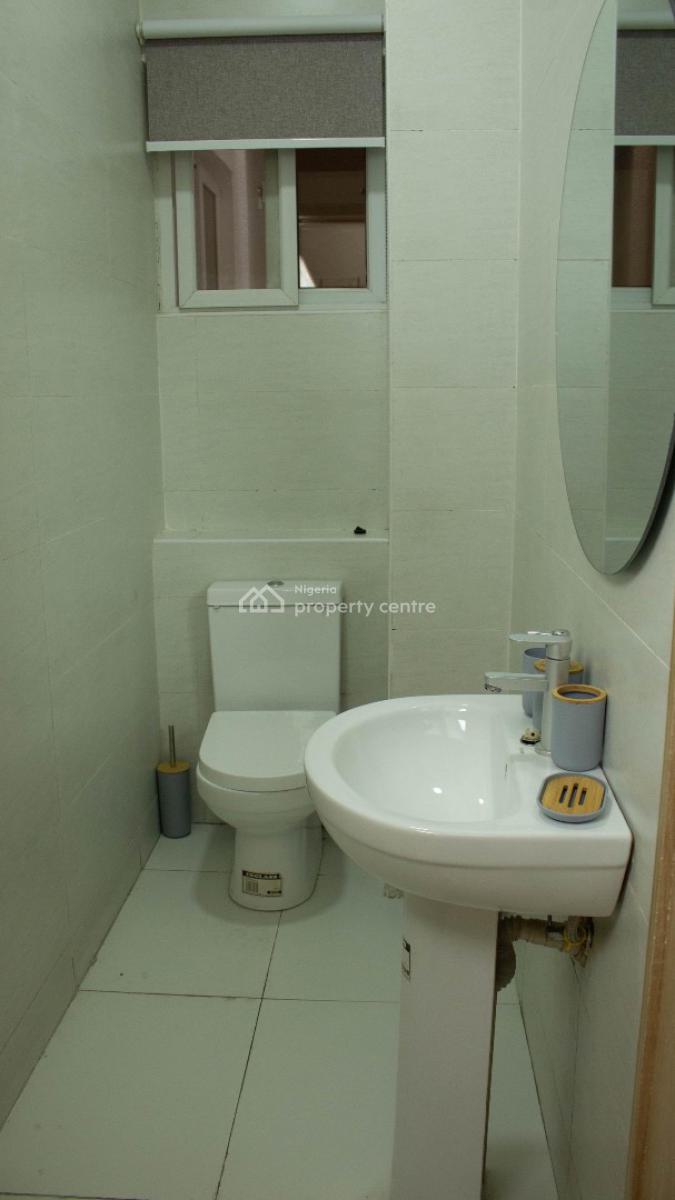 Clean 1 Bedroom with Pool and Elevator., Ikoyi, Lagos, Mini Flat (room and Parlour) Short Let