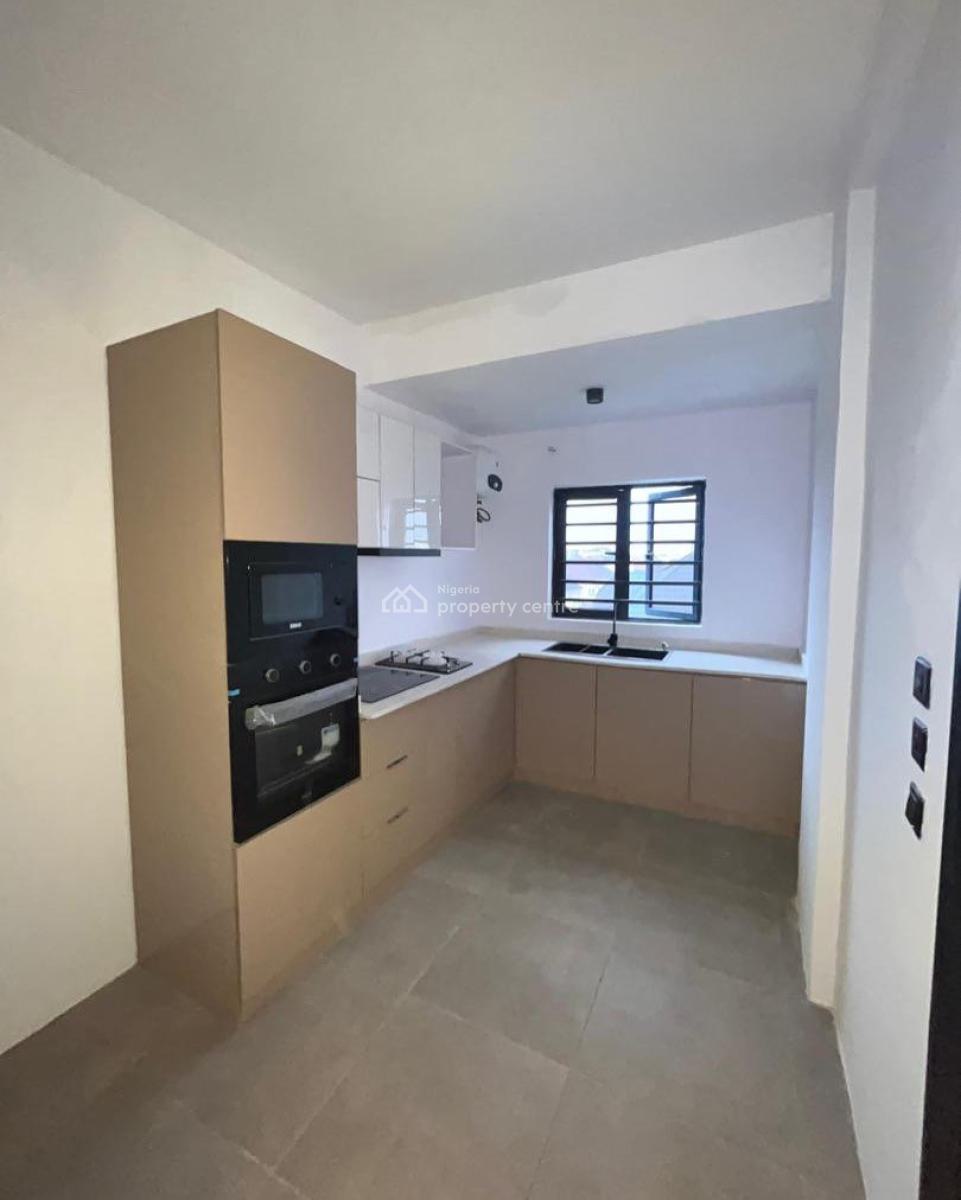 Lovely 2 Bedroom Apartment with Bq, Agungi, Agungi, Lekki, Lagos, Block of Flats for Sale