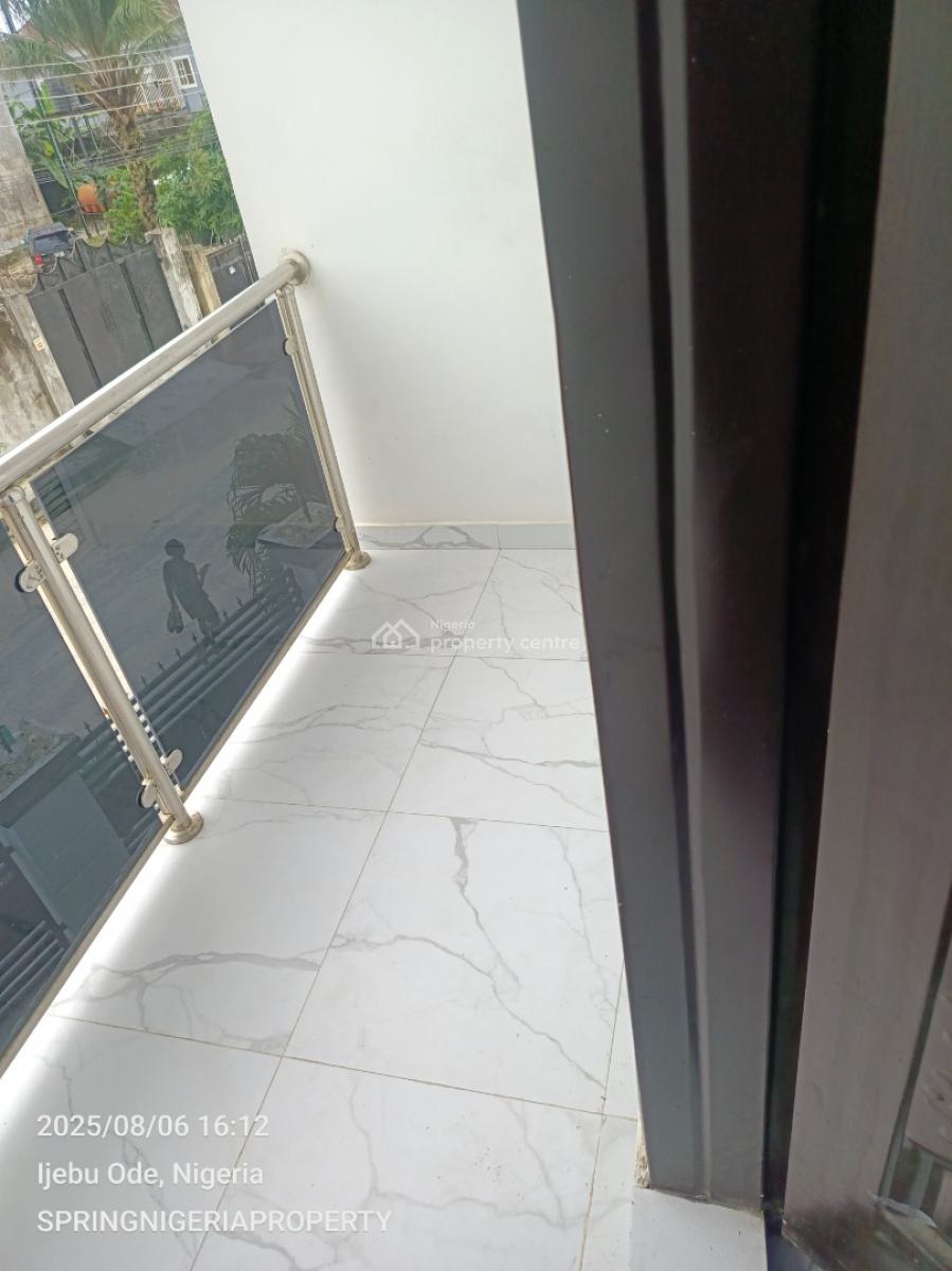 2bedroom Flat Upstairs with Guest Toilet, After Blenco Supermarket, Sangotedo, Ajah, Lagos, Flat / Apartment for Rent