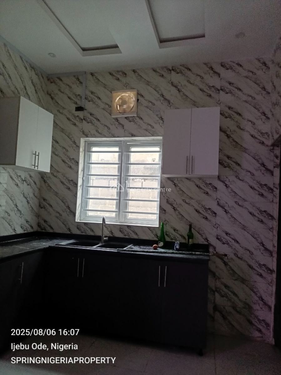 2bedroom Flat Upstairs with Guest Toilet, After Blenco Supermarket, Sangotedo, Ajah, Lagos, Flat / Apartment for Rent