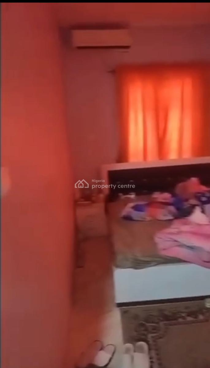 a Standard Modern 3 Bedroom Flat, Bode Thomas, Surulere, Lagos, Flat / Apartment for Sale