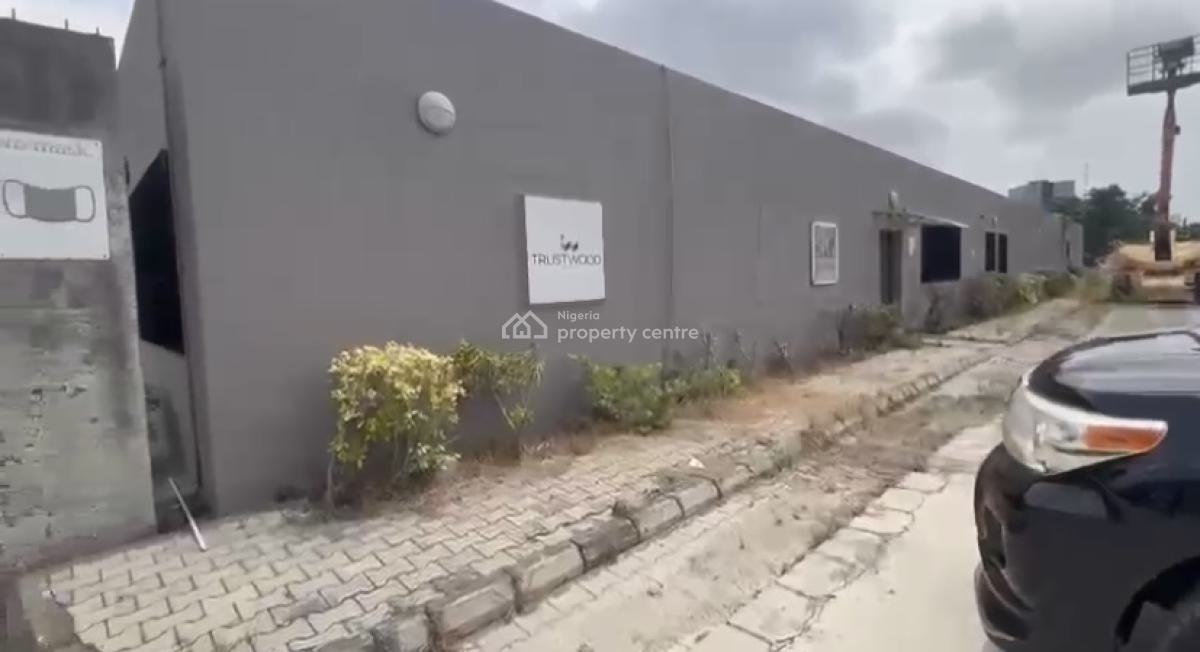 a Standard, Waterfront Demolishable Property, Victoria Island (vi), Lagos, Mixed-use Land for Sale