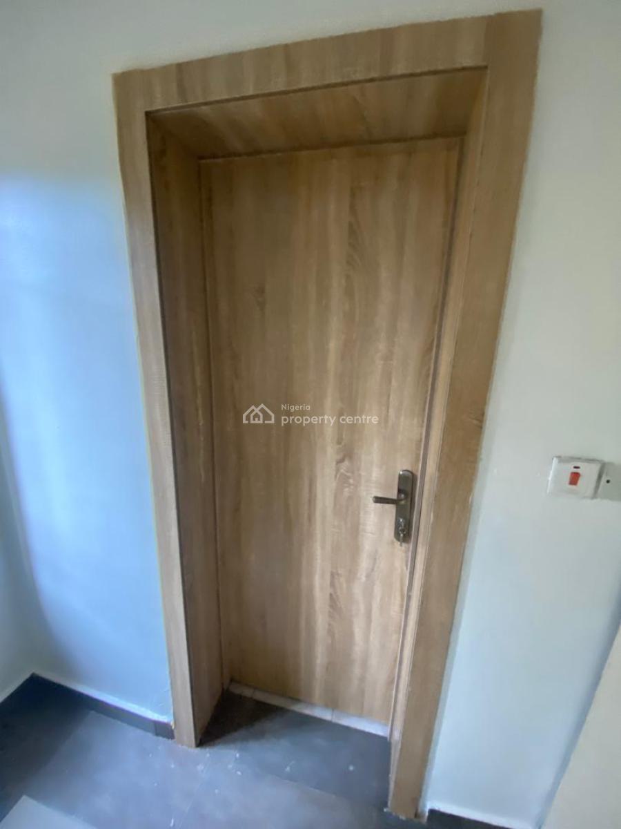 Newly Revamped Serviced 3 Bedroom Apartment with Bq in Lekki Right, Off Tf Kuboye Road By Oniru Market Vi, Lekki Phase 1, Lekki, Lagos, Flat / Apartment for Rent