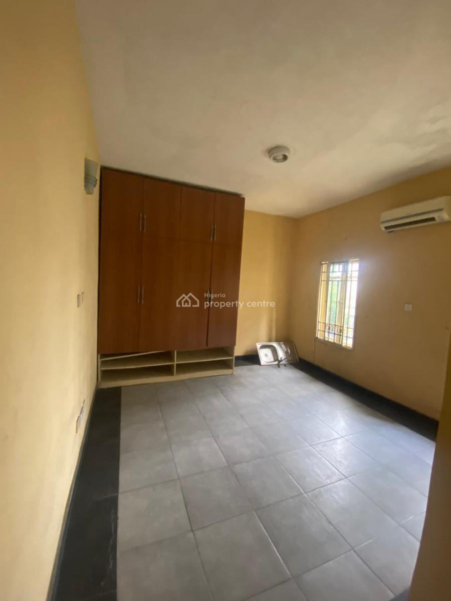 Newly Revamped Serviced 3 Bedroom Apartment with Bq in Lekki Right, Off Tf Kuboye Road By Oniru Market Vi, Lekki Phase 1, Lekki, Lagos, Flat / Apartment for Rent