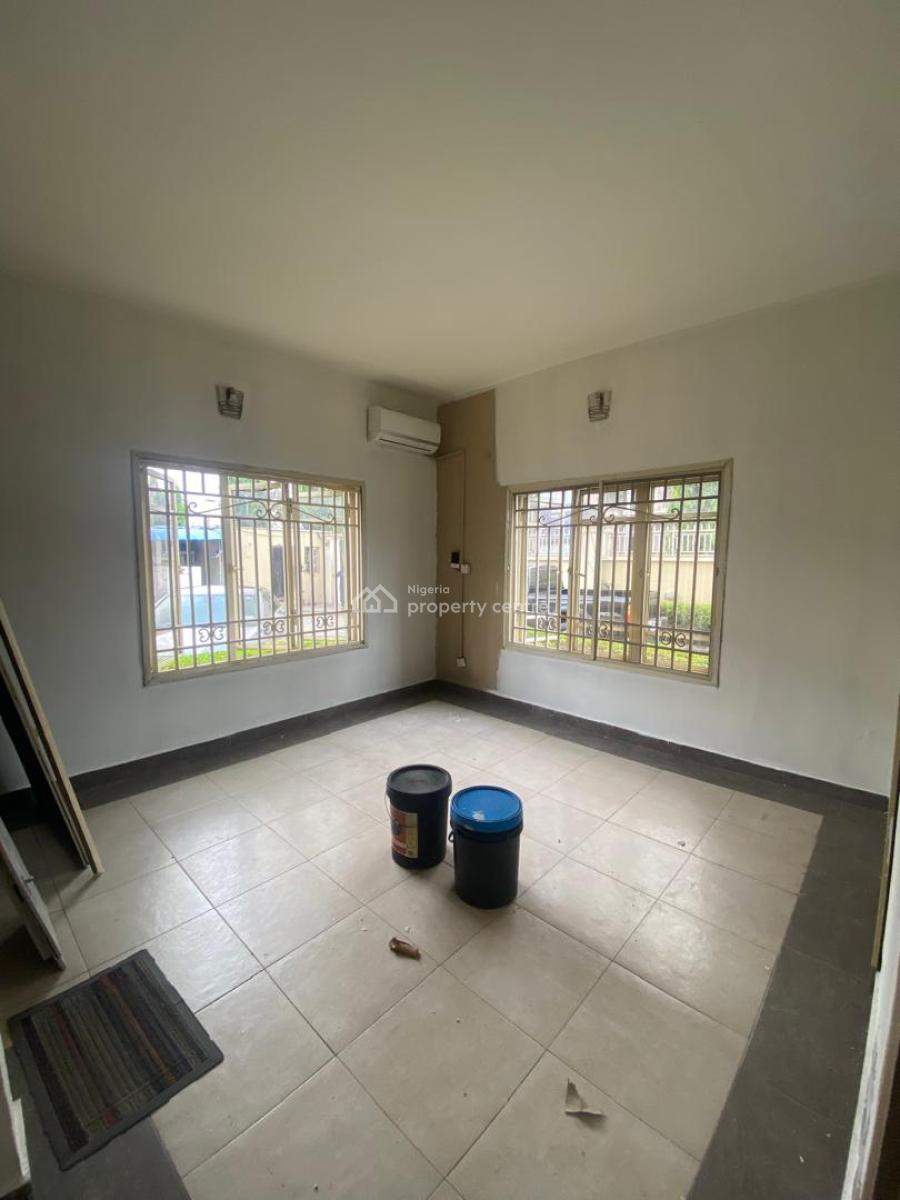 Newly Revamped Serviced 3 Bedroom Apartment with Bq in Lekki Right, Off Tf Kuboye Road By Oniru Market Vi, Lekki Phase 1, Lekki, Lagos, Flat / Apartment for Rent