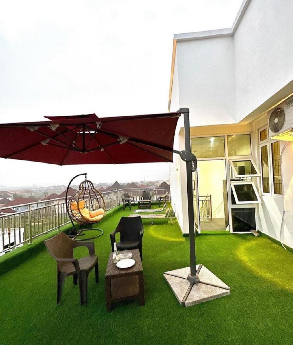 Luxury 3 Bedrooms Apartment, Gwarinpa, Abuja, Flat / Apartment Short Let