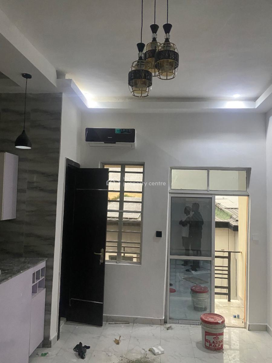 Clean 1 Bedroom (miniflat), Off Alpha Beach Road., Igbo Efon, Lekki, Lagos, Mini Flat (room and Parlour) for Rent