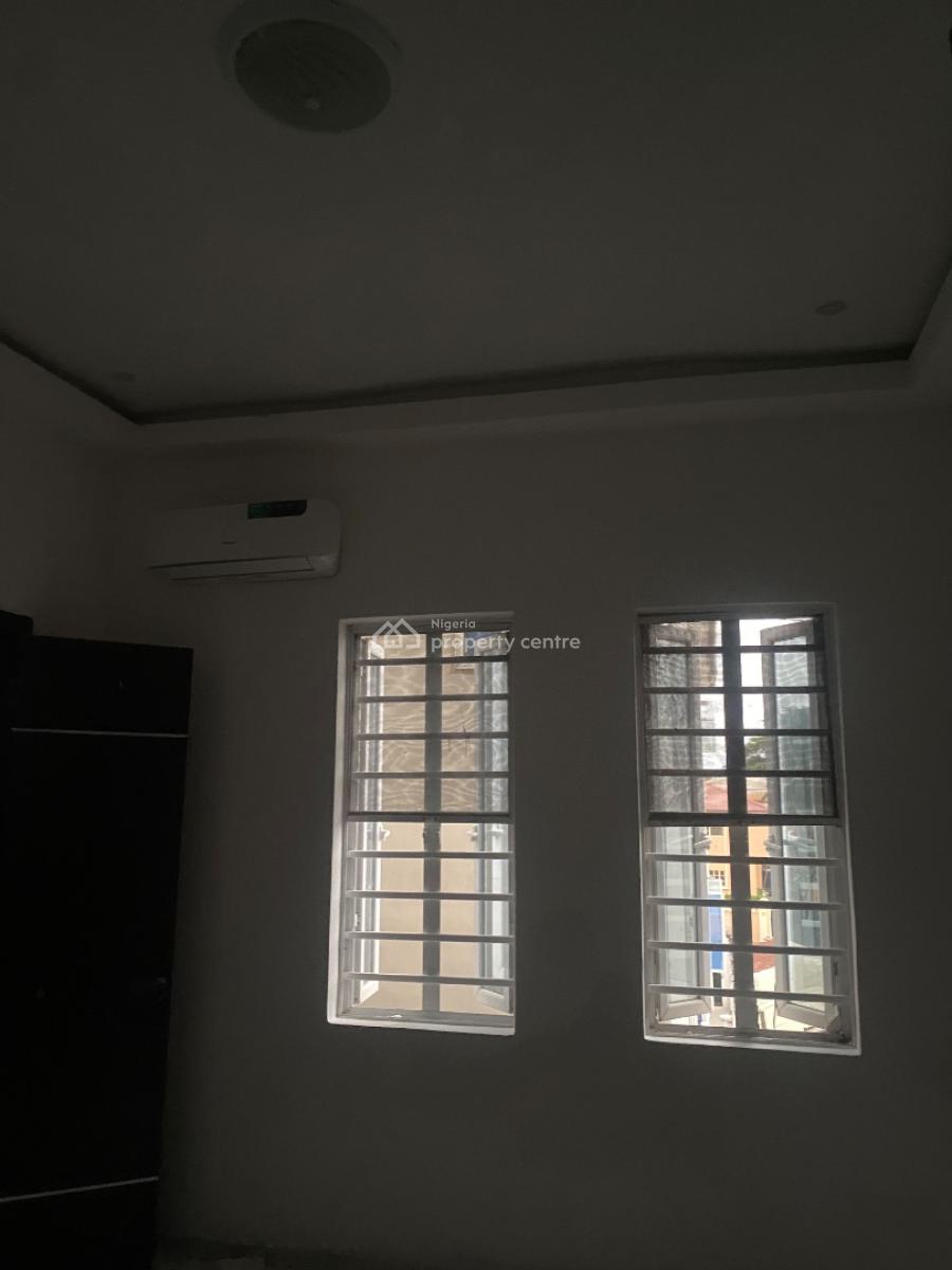 Clean 1 Bedroom (miniflat), Off Alpha Beach Road., Igbo Efon, Lekki, Lagos, Mini Flat (room and Parlour) for Rent