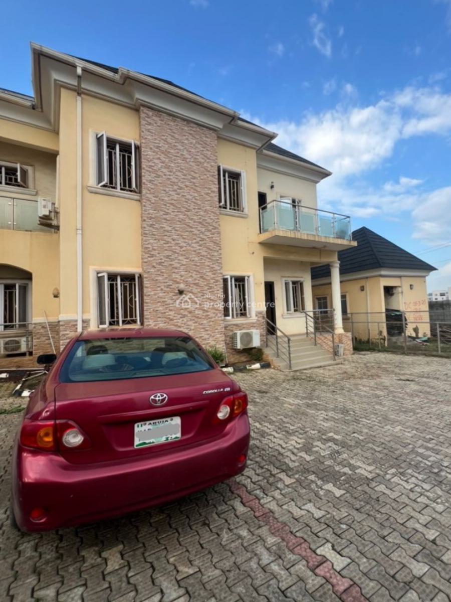 Renovated Air-conditioned 4 Bedroom Semi-detached Duplex with Bq, in an Estate at, Kado, Abuja, Semi-detached Duplex for Rent