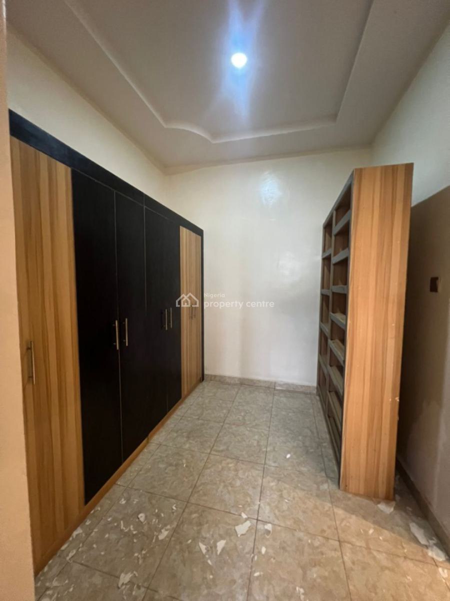 Renovated Air-conditioned 4 Bedroom Semi-detached Duplex with Bq, in an Estate at, Kado, Abuja, Semi-detached Duplex for Rent
