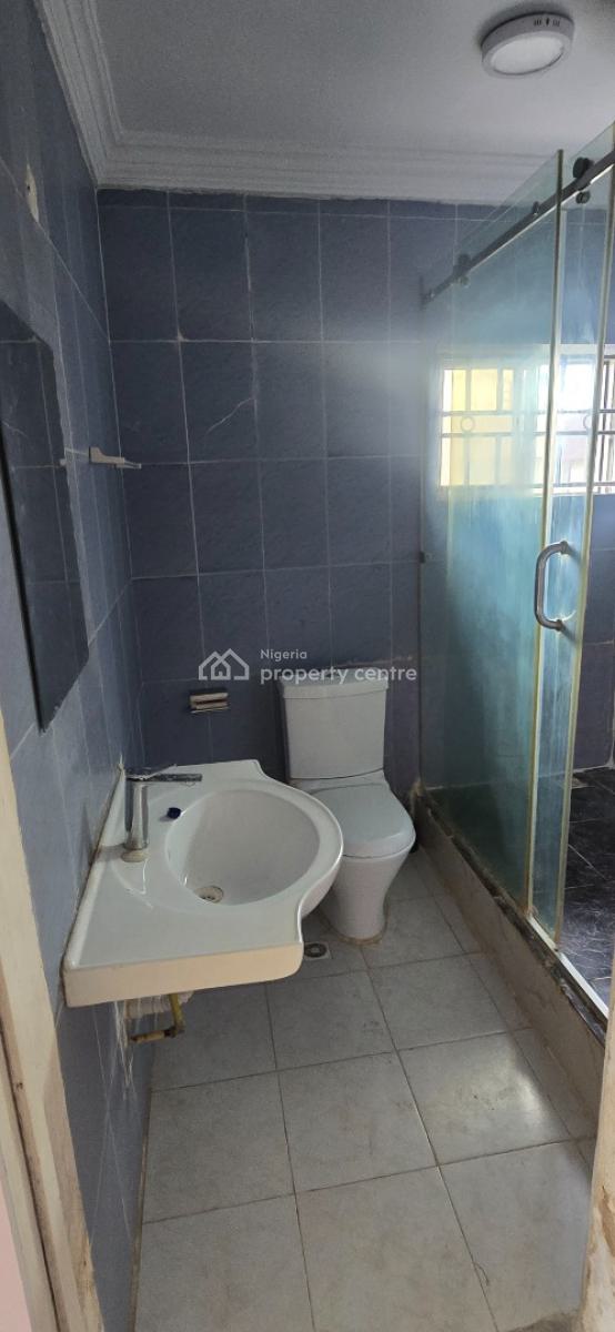 a Unit of 3 Bedroom Service Flat in a Medium Rise Apartment Block, Oniru, Victoria Island (vi), Lagos, Flat / Apartment for Rent