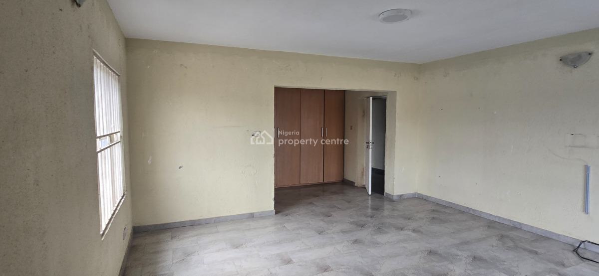 a Unit of 3 Bedroom Service Flat in a Medium Rise Apartment Block, Oniru, Victoria Island (vi), Lagos, Flat / Apartment for Rent