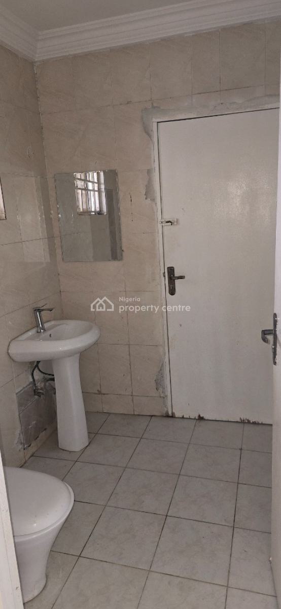 a Unit of 3 Bedroom Service Flat in a Medium Rise Apartment Block, Oniru, Victoria Island (vi), Lagos, Flat / Apartment for Rent
