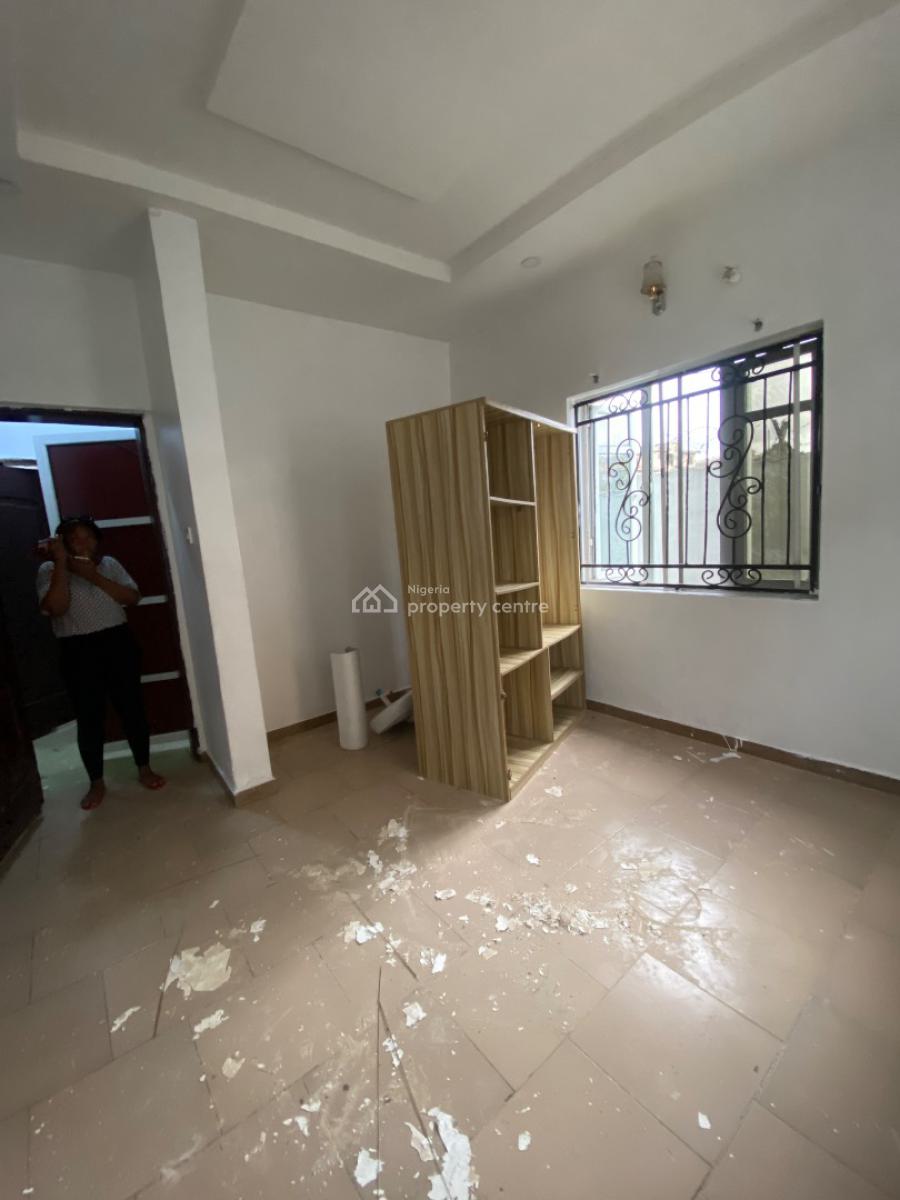 Sharp 2 Bedroom Apartment, Ago Palace, Isolo, Lagos, Flat / Apartment for Rent