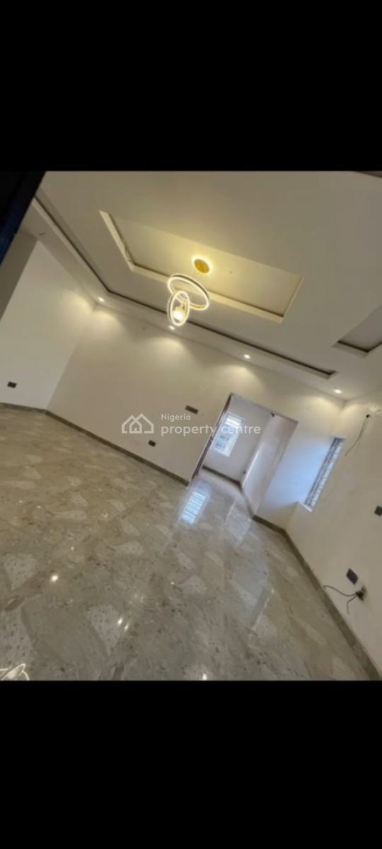 Luxurious 2 Bedroom Flat, Off Awolowo Way, Ikeja, Lagos, Flat / Apartment for Sale
