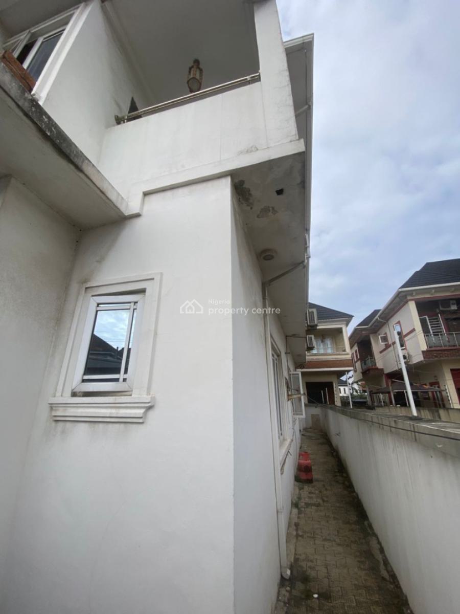 Well Maintained 4 Bedroom Semi Detached House, Secured Estate Off Agungi Road, Agungi, Lekki, Lagos, Semi-detached Duplex for Sale