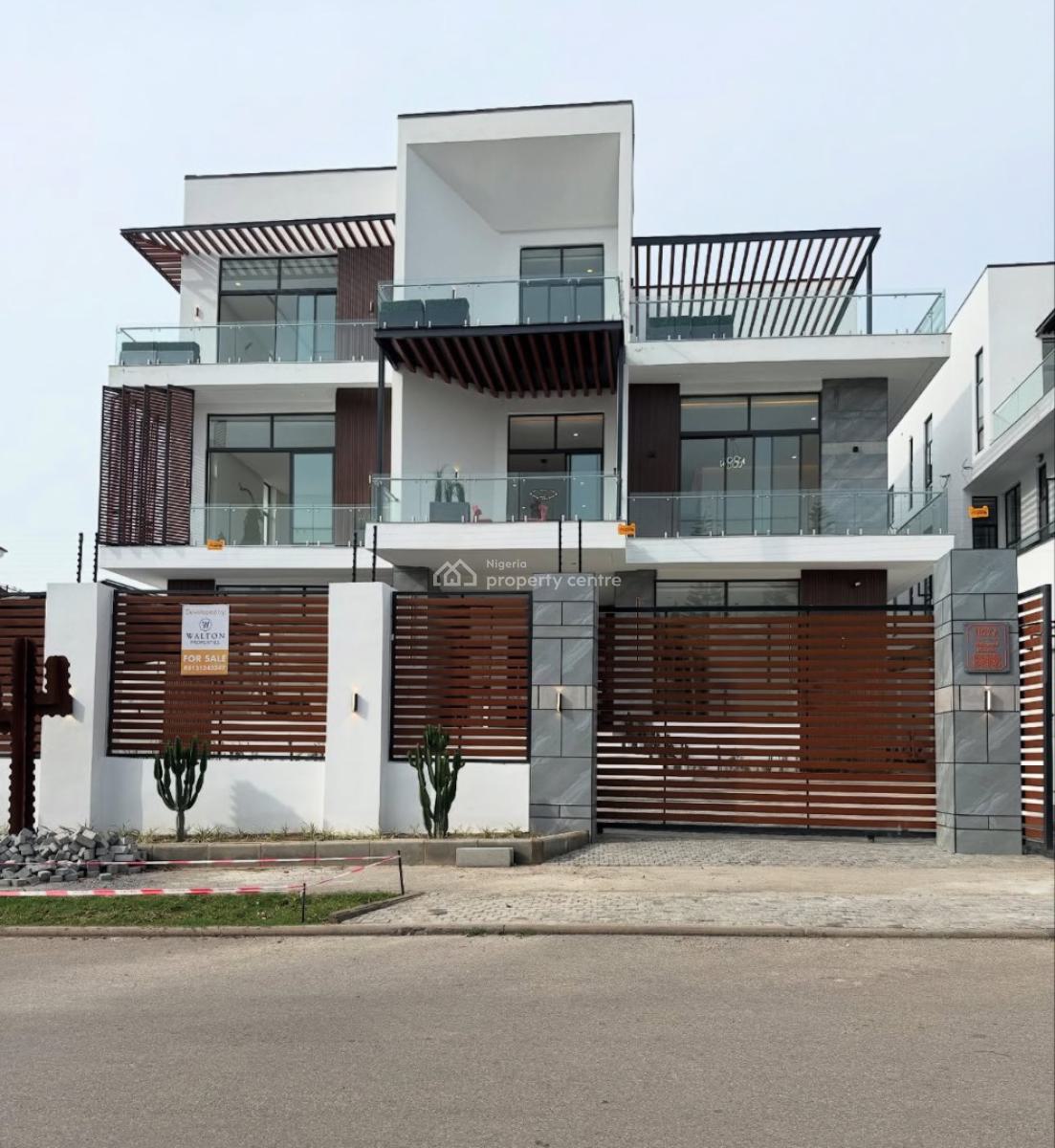 8 Bedroom Mansion, Asokoro District, Abuja, Detached Duplex for Sale