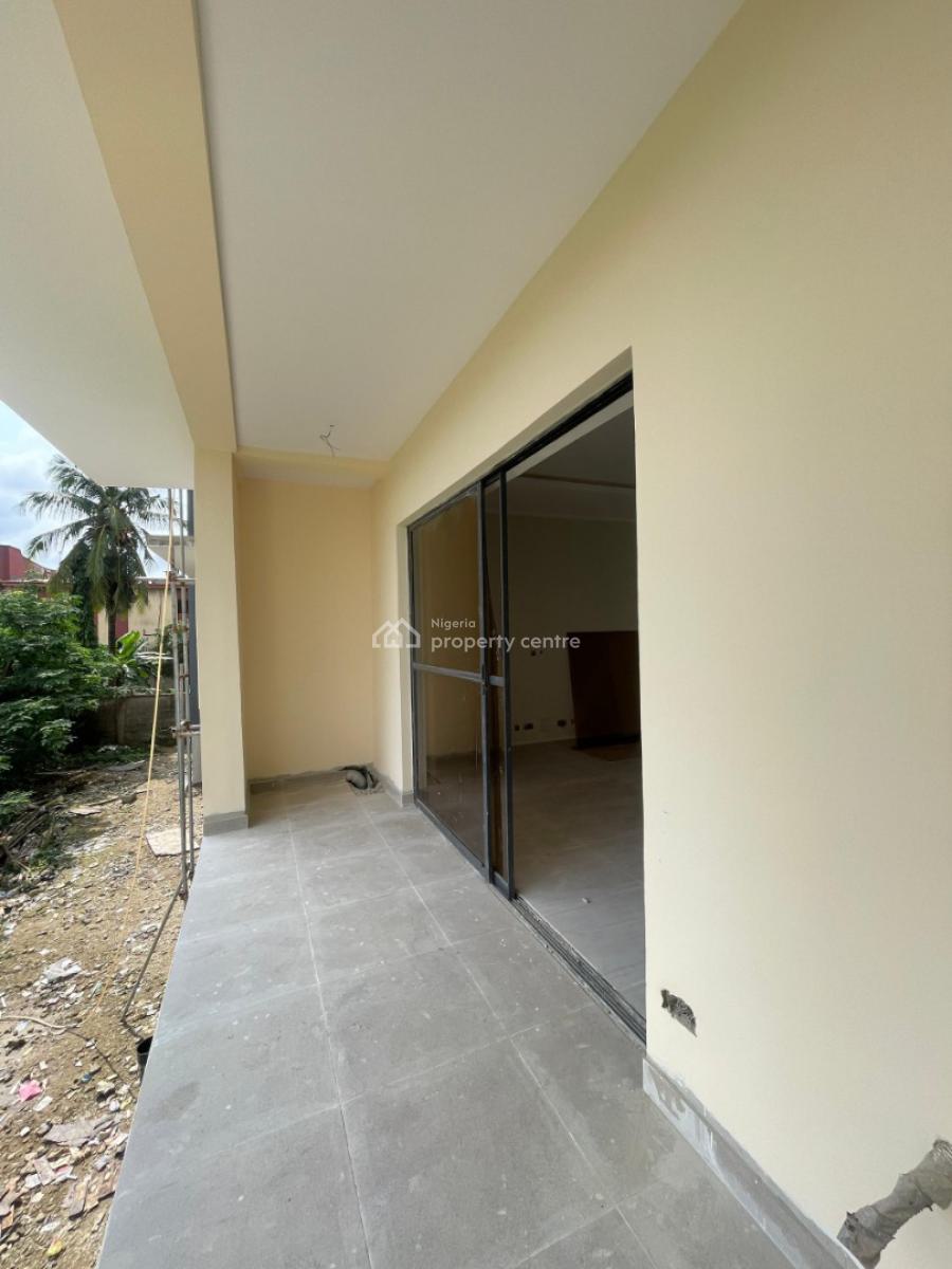 Stunning 4 Bedroom Terrace Duplex with Bq, Obanikoro, Shomolu, Lagos, Terraced Duplex for Sale
