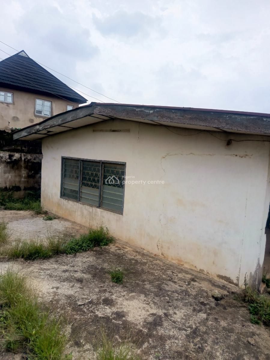 Landed Property with Renovatable Or Demolishable Structures, Ikolaba Gra, Ibadan, Oyo, Land for Sale