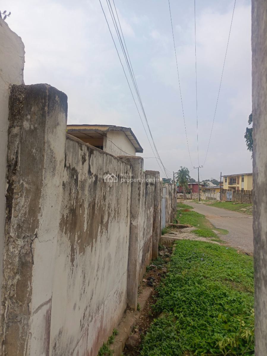Landed Property with Renovatable Or Demolishable Structures, Ikolaba Gra, Ibadan, Oyo, Land for Sale