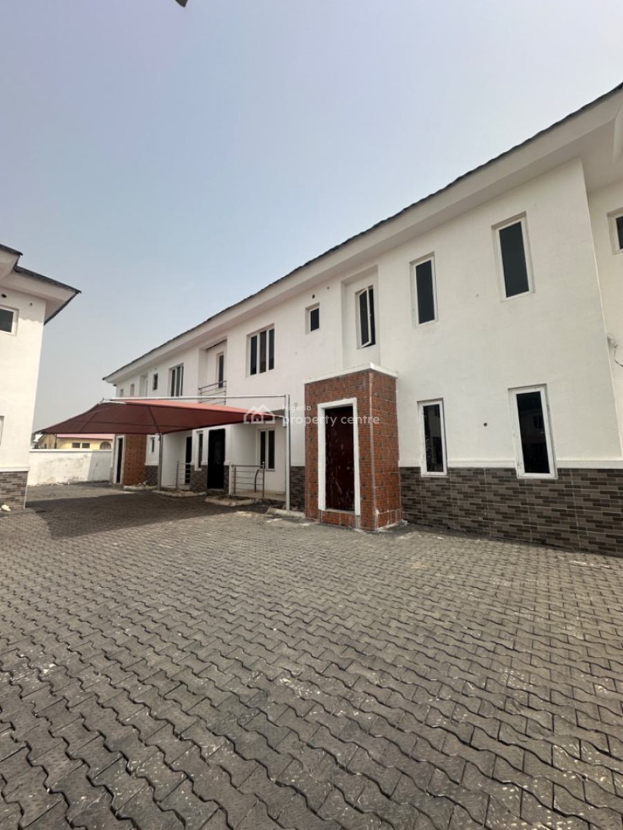 2bedrooms Apartment Available, Ologolo, Lekki, Lagos, Flat / Apartment for Sale