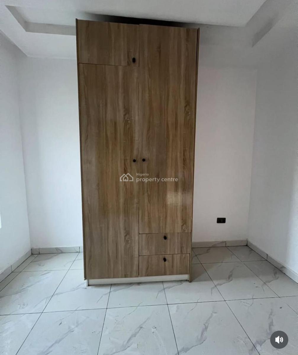 1-bedroom Apartment -- Ologolo, Ologolo Lekki, Lagos, Ologolo, Lekki, Lagos, Terraced Bungalow for Sale