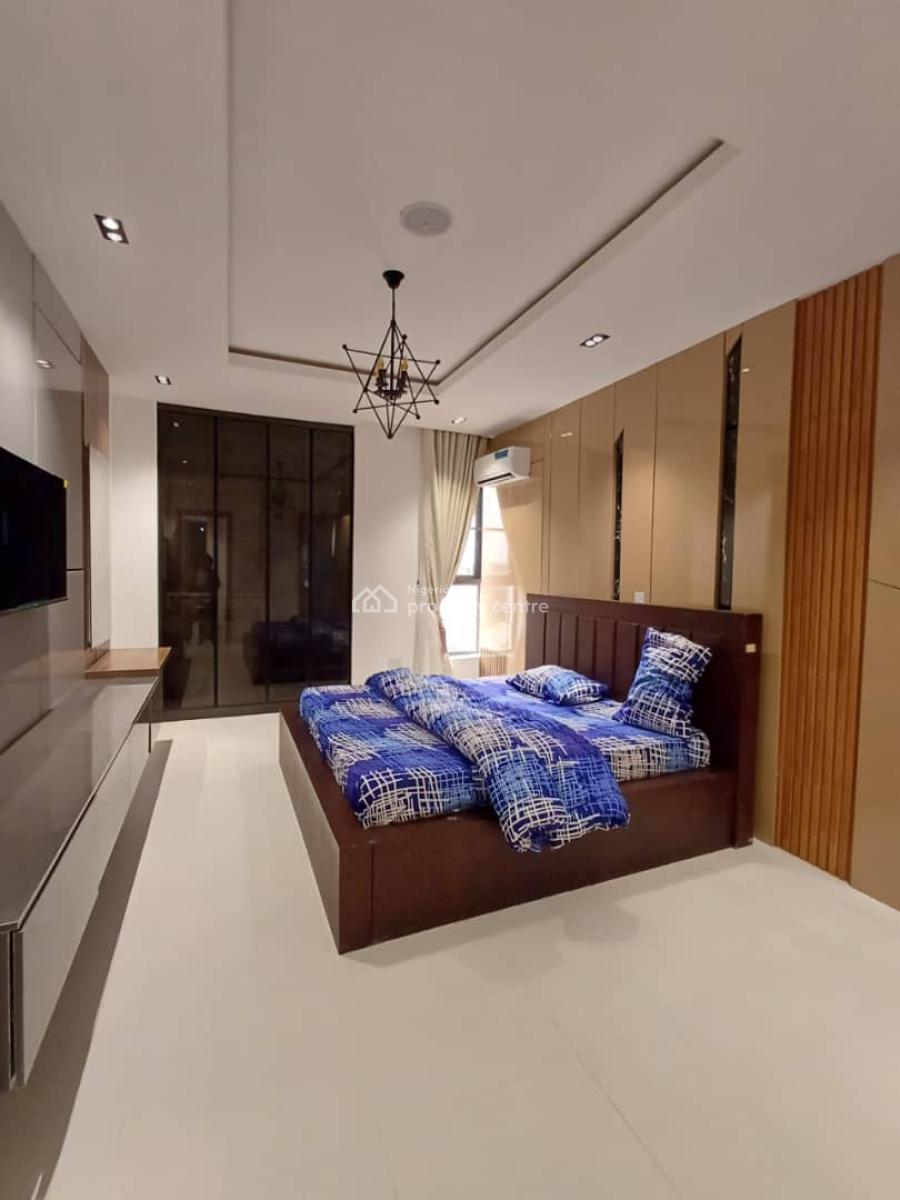 Luxury 2 Bedrooms Flat, Lekki Phase 1, Lekki, Lagos, Flat / Apartment for Rent