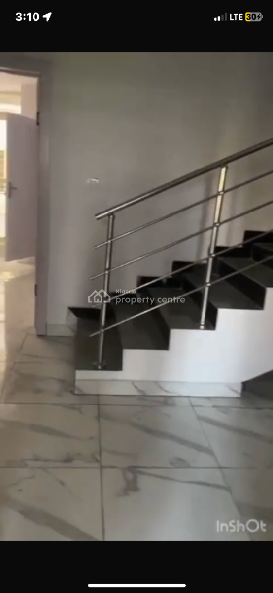 4 Bedroom Terrace Duplex in a Secured Estate, Olaleye Estste, Iponri, Surulere, Lagos, Terraced Duplex for Rent