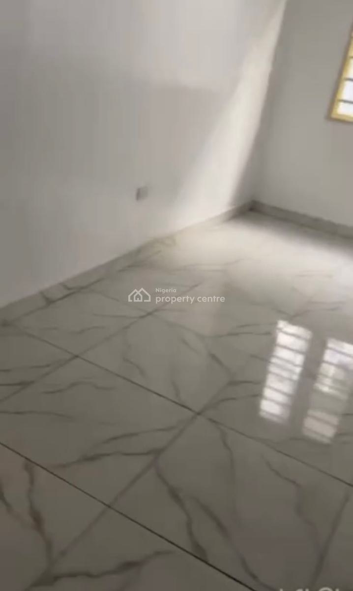4 Bedroom Terrace Duplex in a Secured Estate, Olaleye Estste, Iponri, Surulere, Lagos, Terraced Duplex for Rent