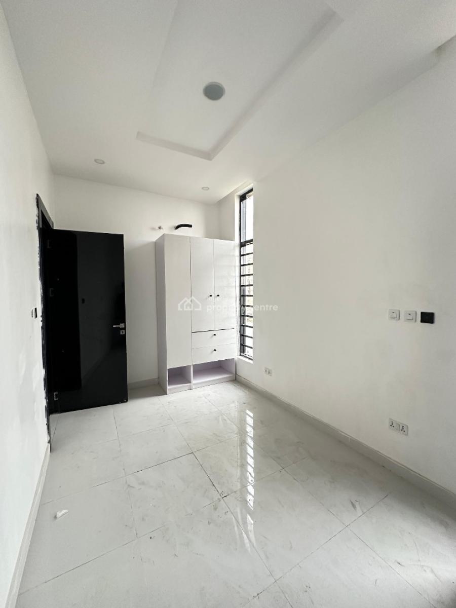 Spacious 5 Bedroom Fully Detached Duplex with Bq and Swimming Pool, Chevron, Orchid, Ikate, Lekki, Lagos, Detached Duplex for Sale