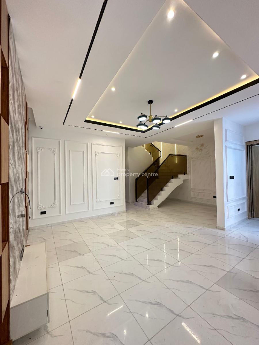 Contemporary Spacious 4 Bedroom Semi-detached Duplex with Bq, Chevron, Lekki, Lagos, Semi-detached Duplex for Sale