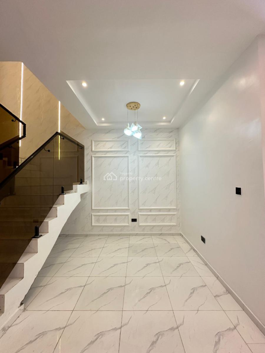 Contemporary Spacious 4 Bedroom Semi-detached Duplex with Bq, Chevron, Lekki, Lagos, Semi-detached Duplex for Sale