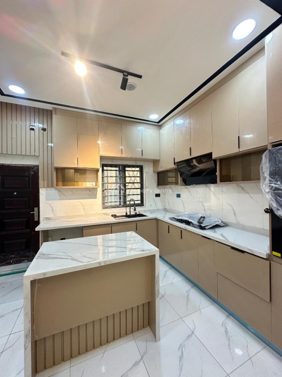 Contemporary Spacious 4 Bedroom Semi-detached Duplex with Bq, Chevron, Lekki, Lagos, Semi-detached Duplex for Sale