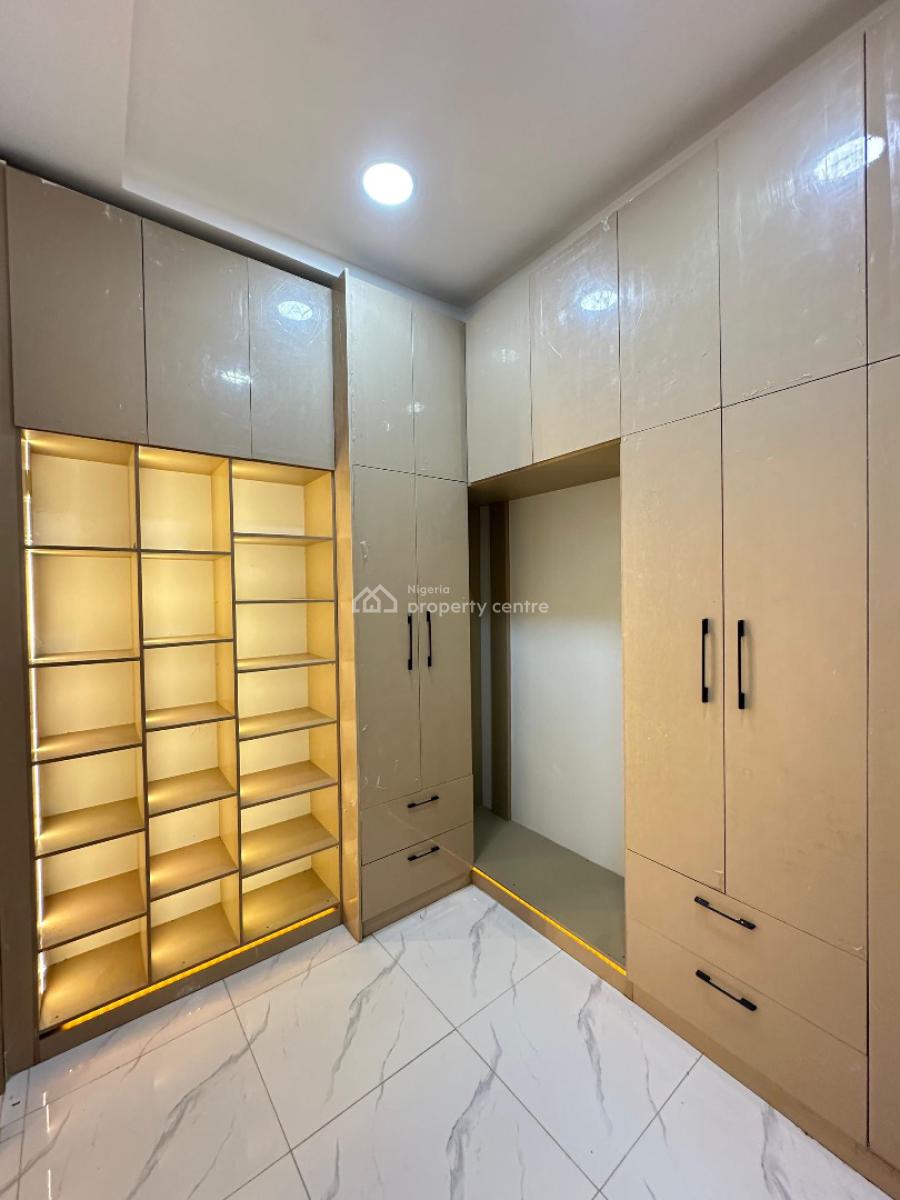 Contemporary Spacious 4 Bedroom Semi-detached Duplex with Bq, Chevron, Lekki, Lagos, Semi-detached Duplex for Sale