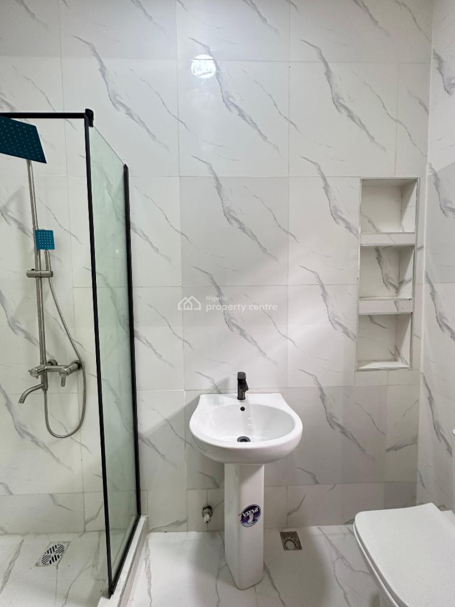Contemporary Spacious 4 Bedroom Semi-detached Duplex with Bq, Chevron, Lekki, Lagos, Semi-detached Duplex for Sale