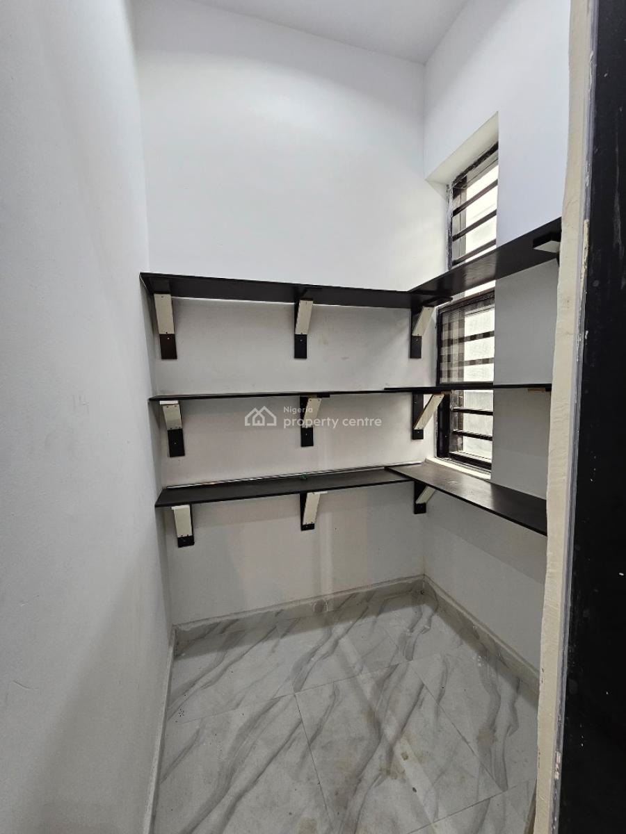 Clean & Luxurious  5 Bedroom Fully Detached Duplex with Bq, Pool, Chevron, Lekki, Lagos, Detached Duplex for Sale