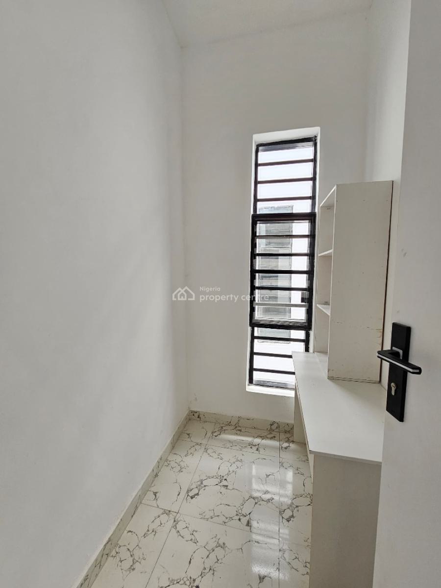 Clean & Luxurious  5 Bedroom Fully Detached Duplex with Bq, Pool, Chevron, Lekki, Lagos, Detached Duplex for Sale