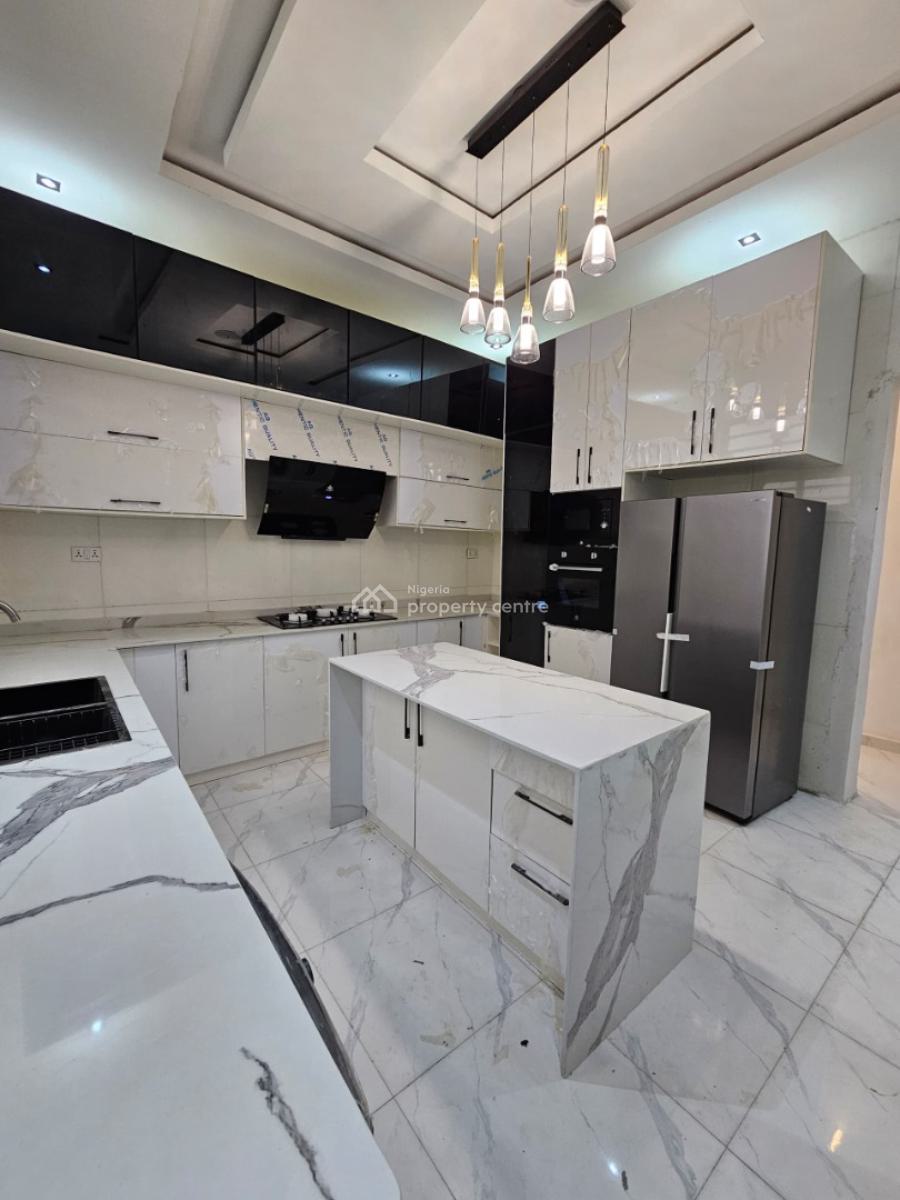 Contemporary Spacious 5 Bedroom Fully Detached Duplex with Bq, Chevron, Lekki, Lagos, Detached Duplex for Sale