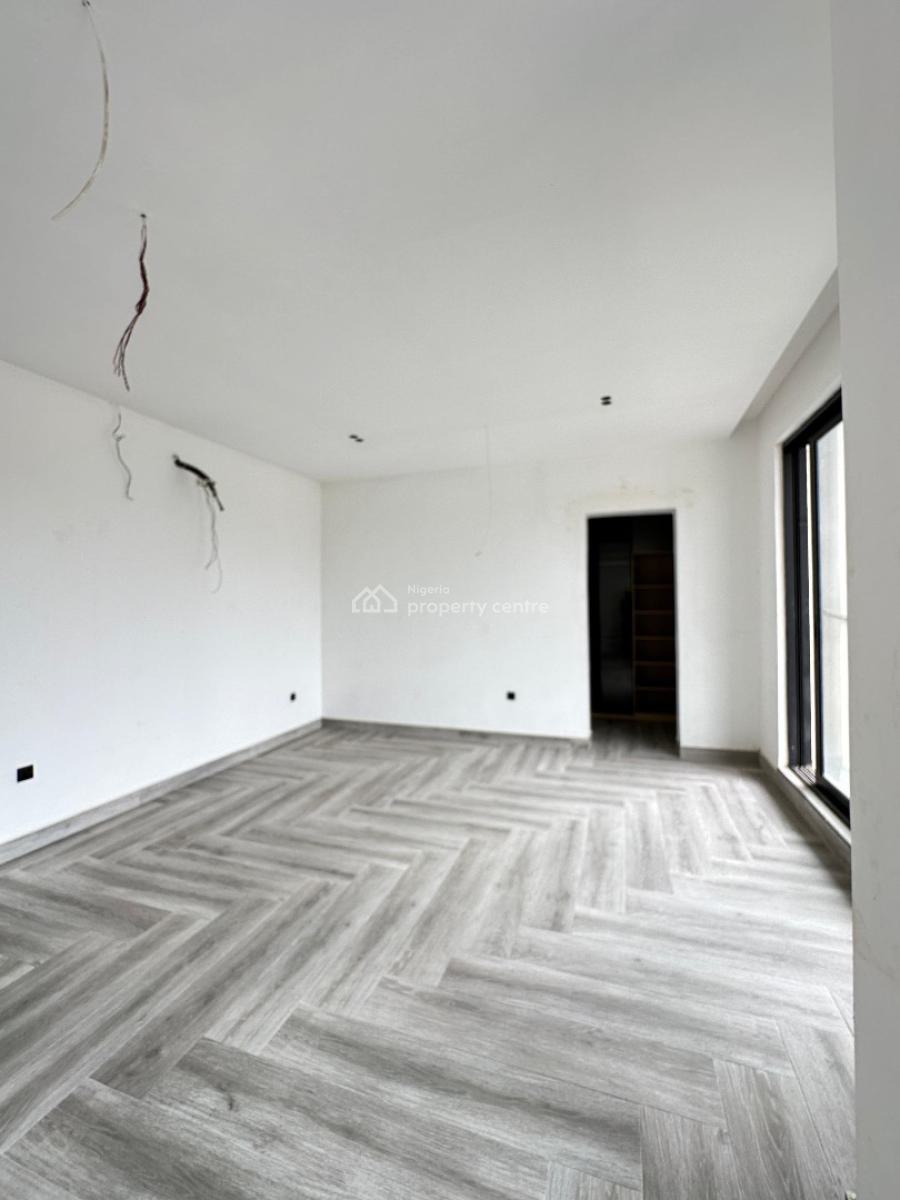 Lovely 2 Bedroom Apartment Suitable for Investment, (payment Plan Available) Old Ikiyi, Ikoyi, Lagos, Block of Flats for Sale