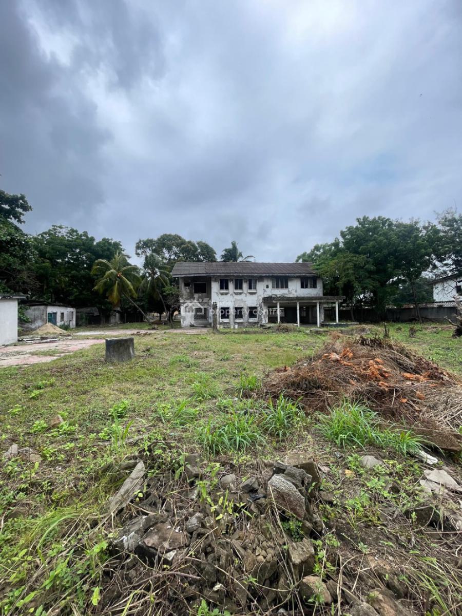 a Buy and Build in a Well Interlocked Area, Perfect for Residential an, Gra Apapa, Gra, Apapa, Lagos, Mixed-use Land for Sale