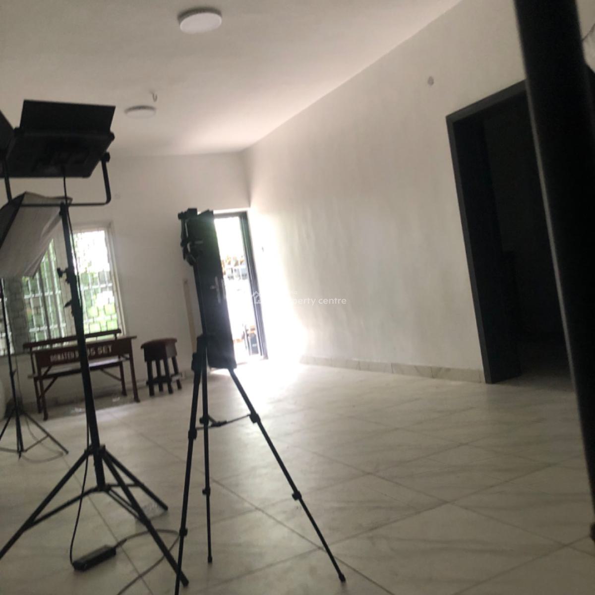 Standard 3 Bedroom Flat (self Compound) for Commercial Use  Or Residential, Eric Moore Road, Bode Thomas, Surulere, Lagos, House for Rent