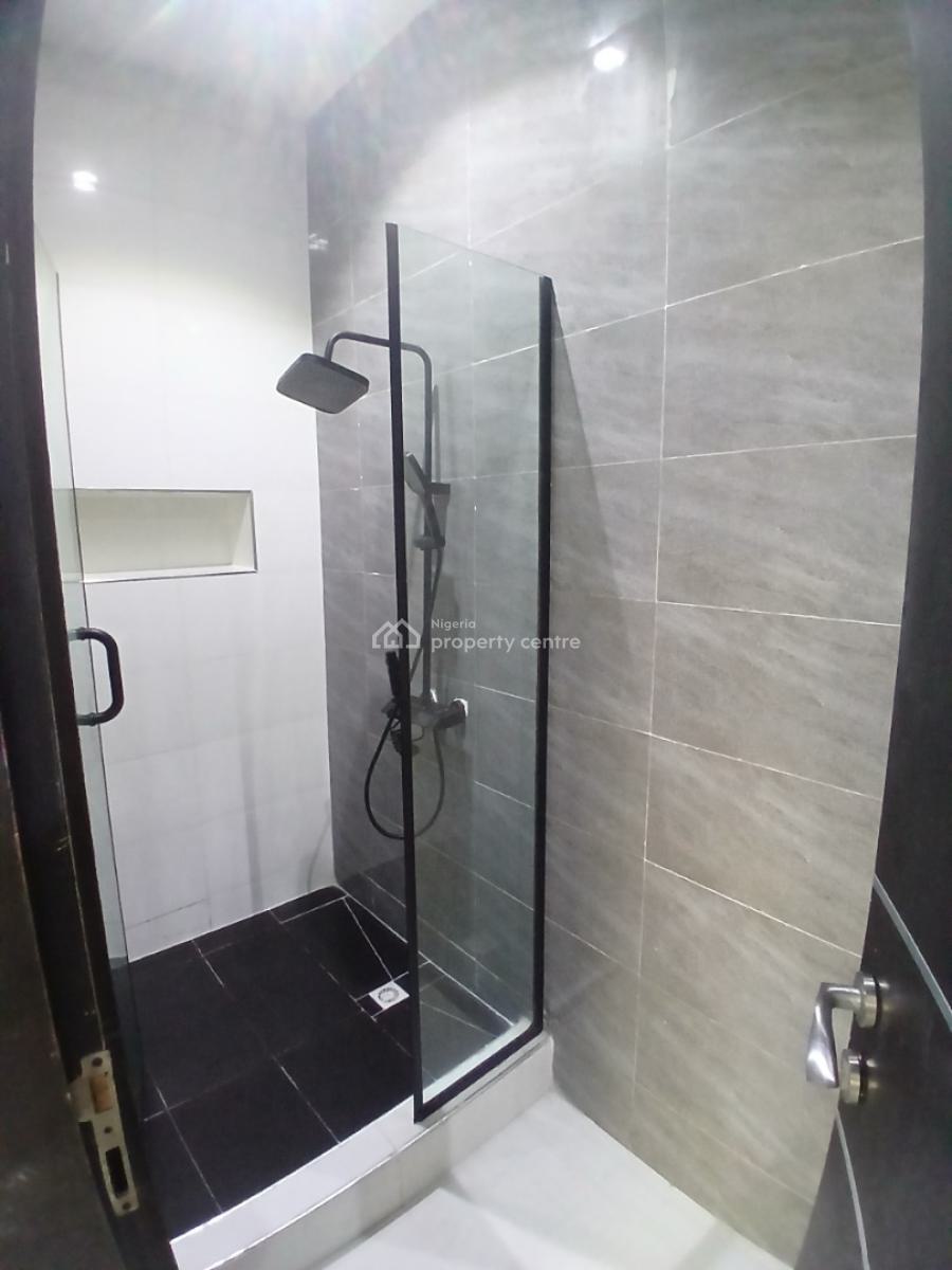 Magnificent Newly Built 2 Bedroom Apartment with a Top Notch Fittings, Lekki Phase 1, Lekki, Lagos, Flat / Apartment for Sale