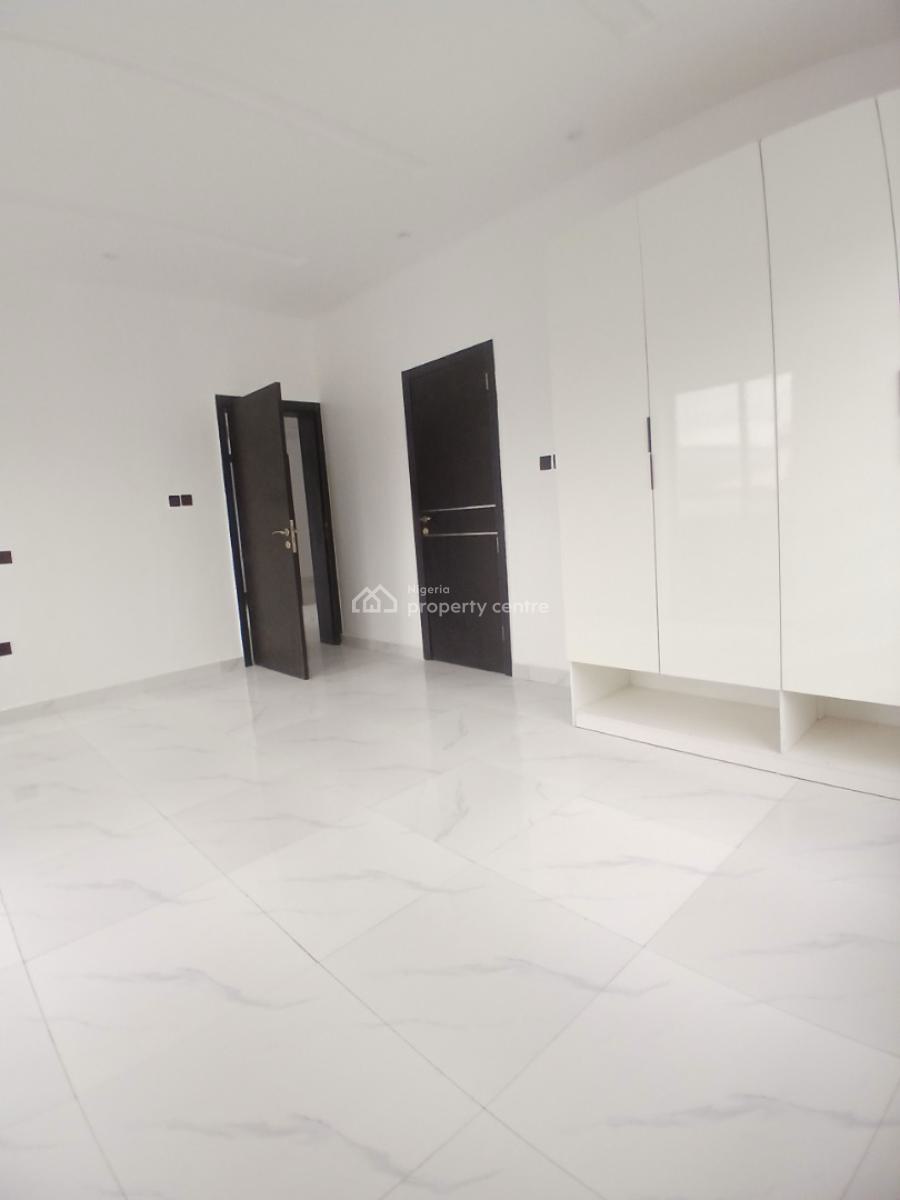 Magnificent Newly Built 2 Bedroom Apartment with a Top Notch Fittings, Lekki Phase 1, Lekki, Lagos, Flat / Apartment for Sale