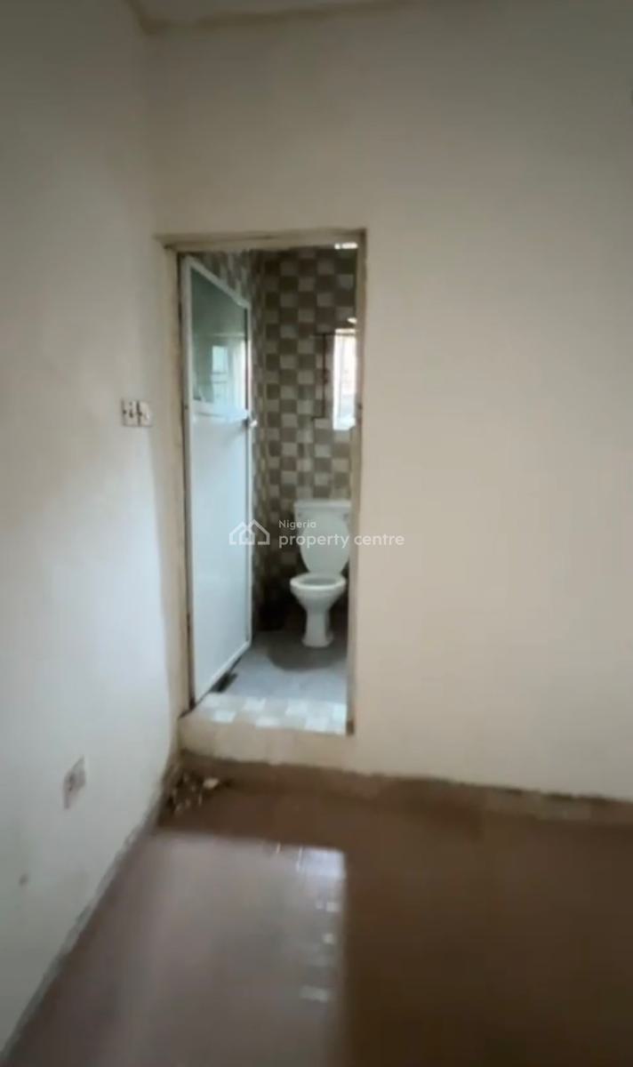 Mini Flat, Off Morroco, Shomolu, Lagos, Mini Flat (room and Parlour) for Rent