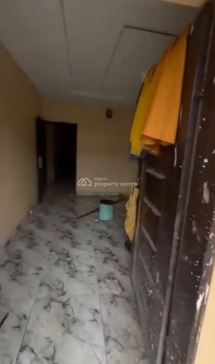 Nicely Renovated 6 Units Spacious 3 Bedroom Up and Ground Flats, Deeperlife Hq, Soluyi, Gbagada, Lagos, Flat / Apartment for Rent