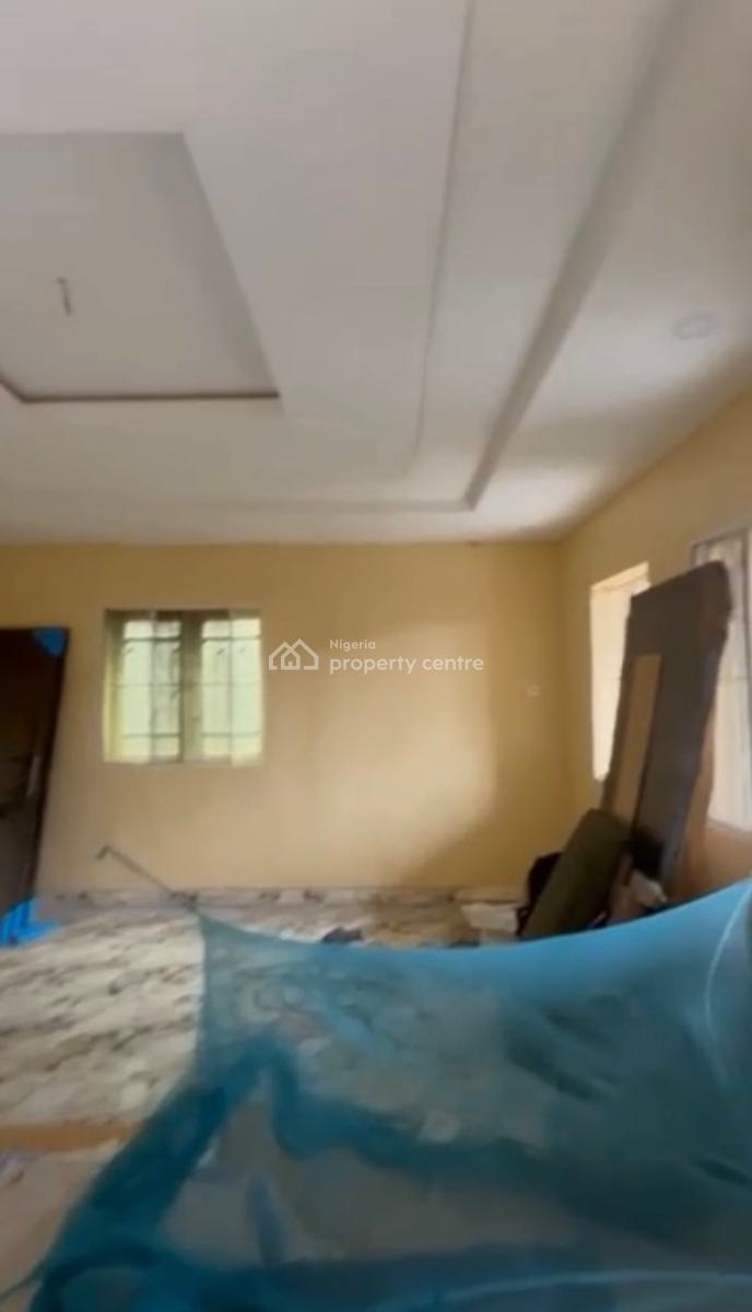 Nicely Renovated 6 Units Spacious 3 Bedroom Up and Ground Flats, Deeperlife Hq, Soluyi, Gbagada, Lagos, Flat / Apartment for Rent