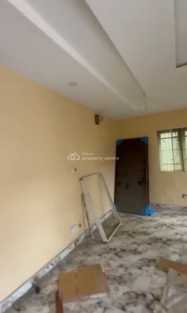 Nicely Renovated 6 Units Spacious 3 Bedroom Up and Ground Flats, Deeperlife Hq, Soluyi, Gbagada, Lagos, Flat / Apartment for Rent