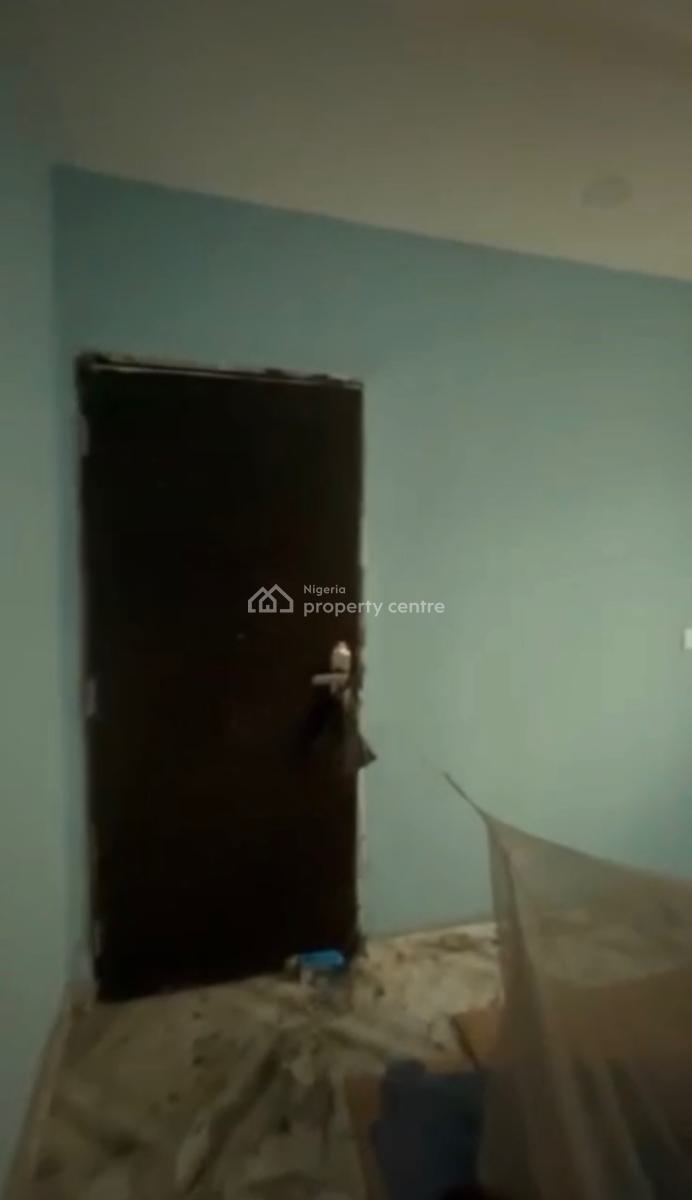 Nicely Renovated 6 Units Spacious 3 Bedroom Up and Ground Flats, Deeperlife Hq, Soluyi, Gbagada, Lagos, Flat / Apartment for Rent