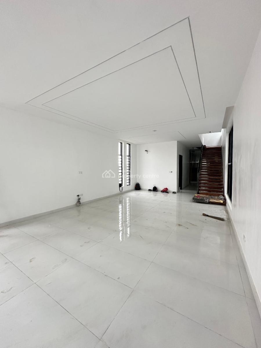 Contemporary Spacious 5 Bedroom Fully Detached Duplex, Chevron, Lekki, Lagos, Detached Duplex for Sale