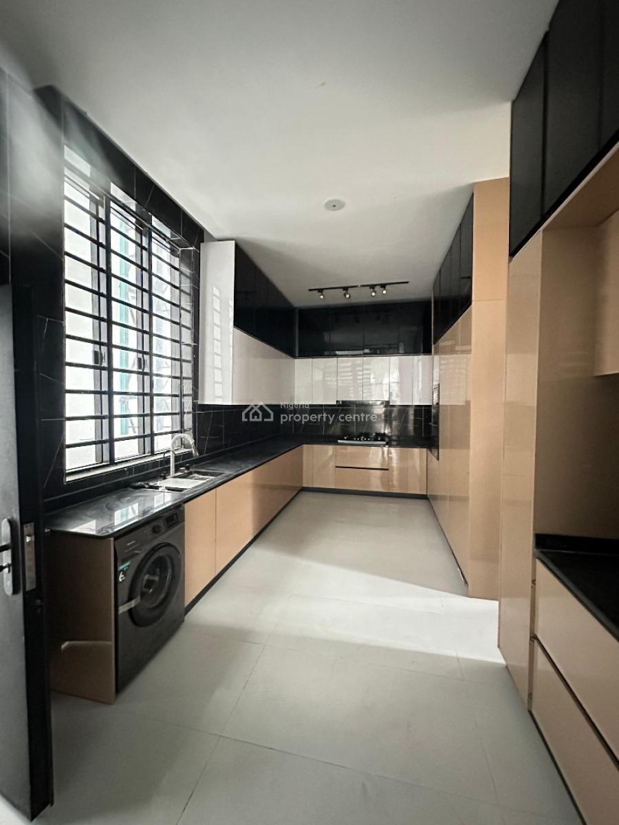 Contemporary Spacious 5 Bedroom Fully Detached Duplex, Chevron, Lekki, Lagos, Detached Duplex for Sale